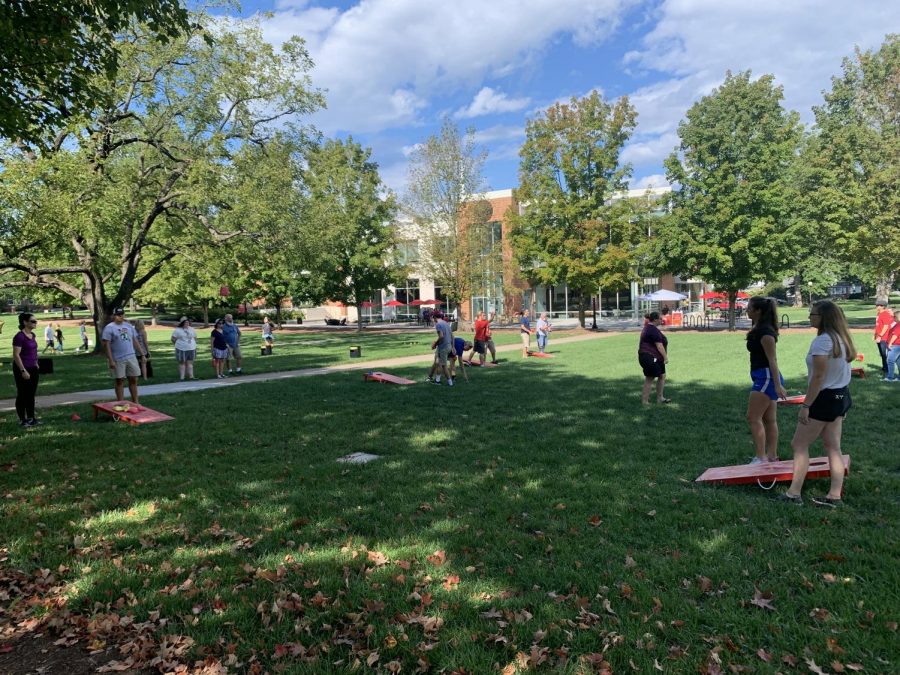 Family Weekend Cornhole Tournament on the campus mall