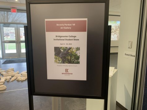 On Monday, April 4 the Bridgewater College Art Department opened up the 2022 Student Invitational Art Show in the Beverly Perdue Art Gallery.