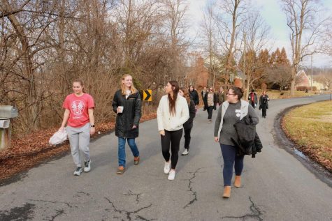 Members of Bridgewater College participate in the wellness walk