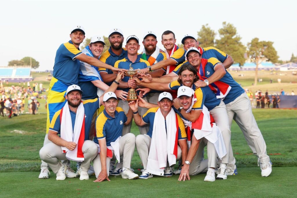 Team+Europe+celebrating+their+victory+at+the+44th+Ryder+Cup.+Team+Europe+defeated+team+USA+by+a+score+of+16.5+to+11.5.